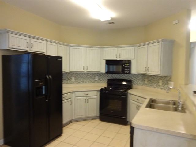 138 Parkstone Way - Photo 3 of 16