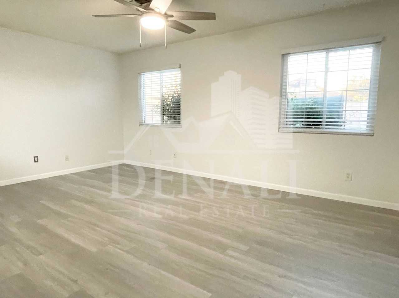 3033 S Longmore - Photo 3 of 15