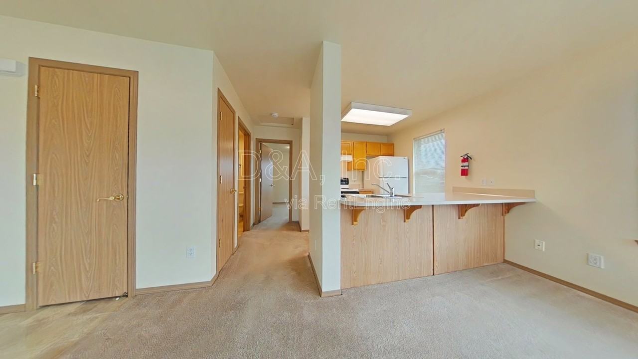 2960 Nw Tyler Ave #301 - Photo 3 of 10
