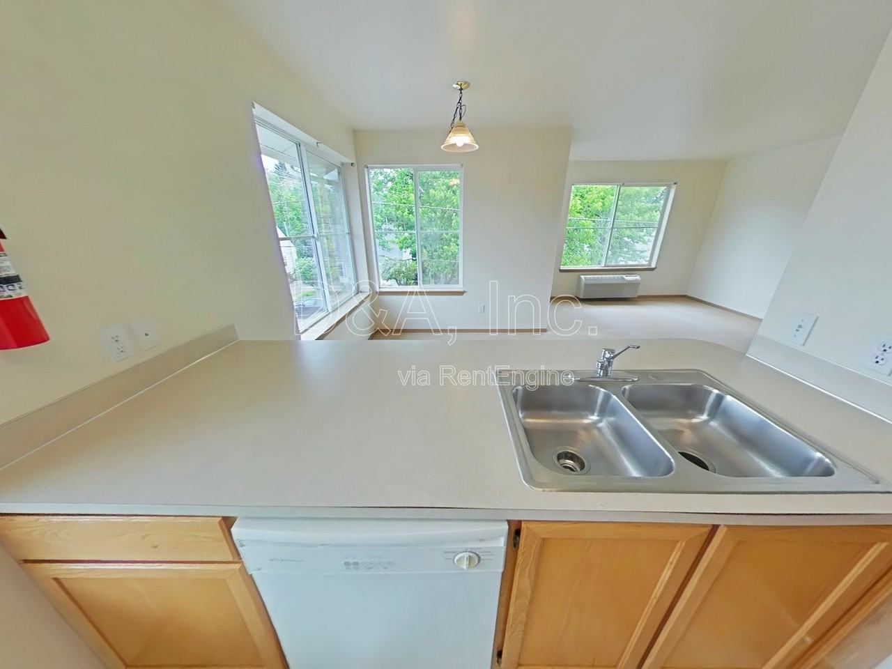 2960 Nw Tyler Ave #301 - Photo 5 of 10