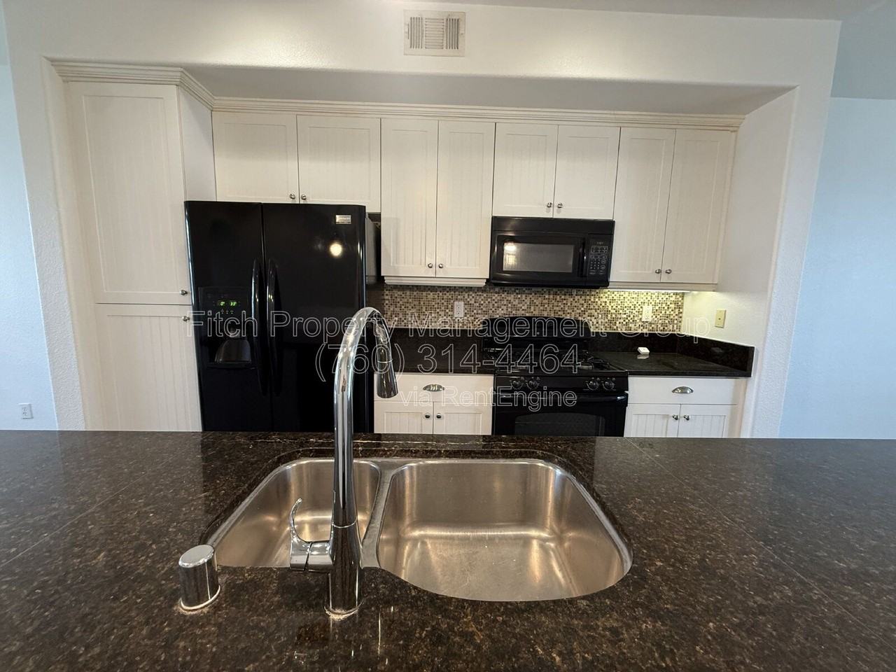 815 Harbor Cliff Way #244 - Photo 6 of 29