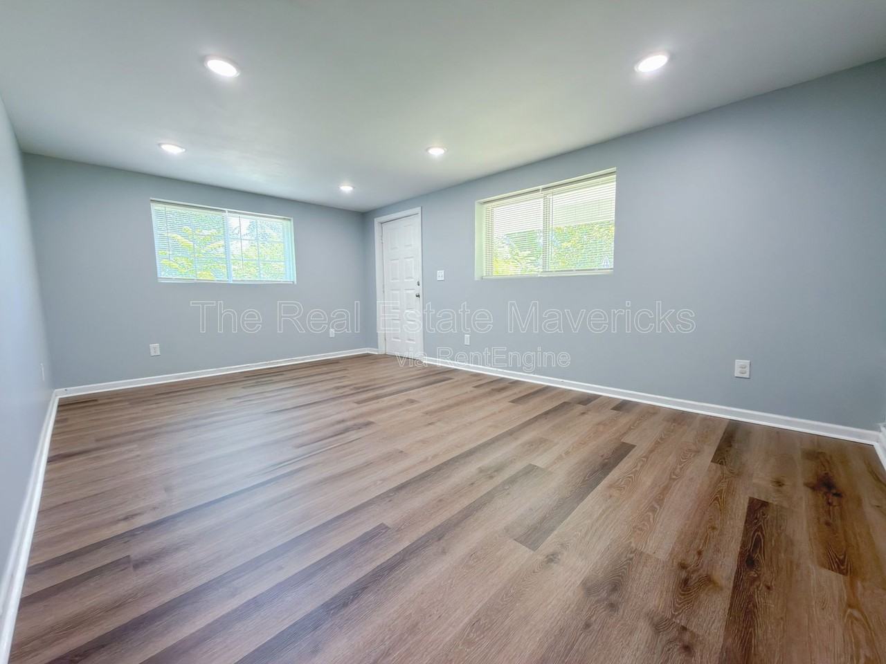 409 Longview Dr #B - Photo 6 of 14