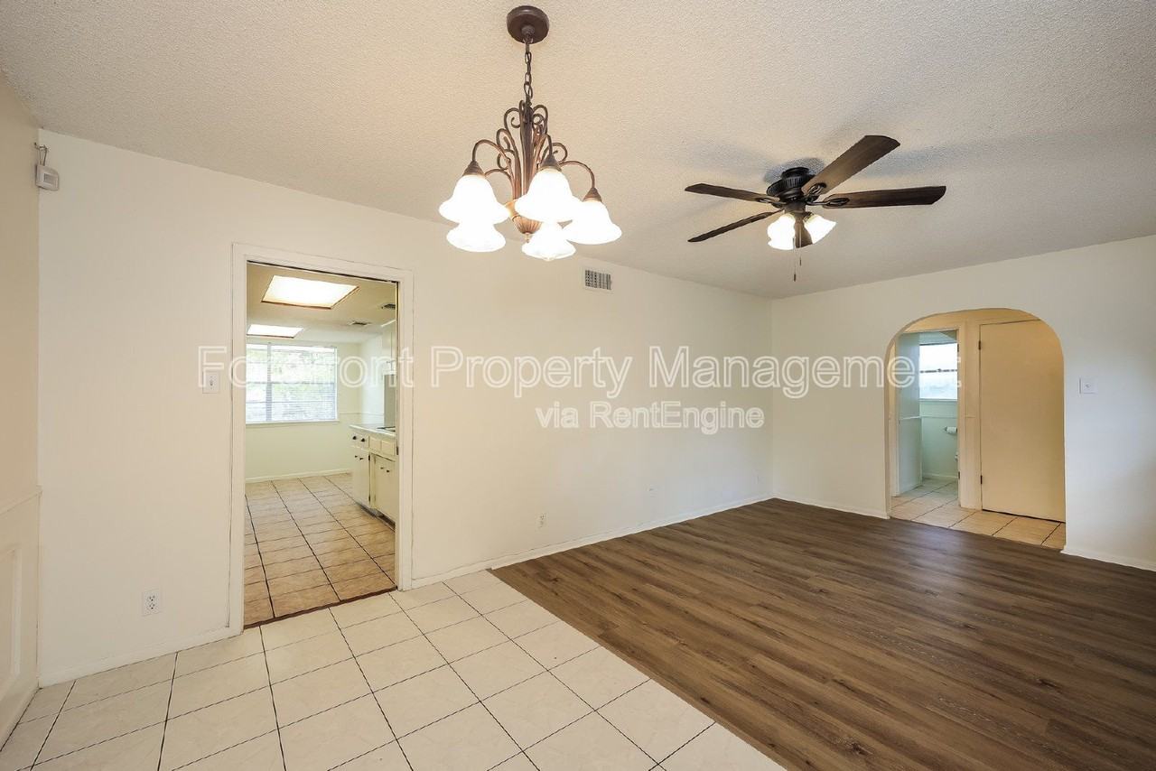 3647 Pinebluff Dr - Photo 7 of 21