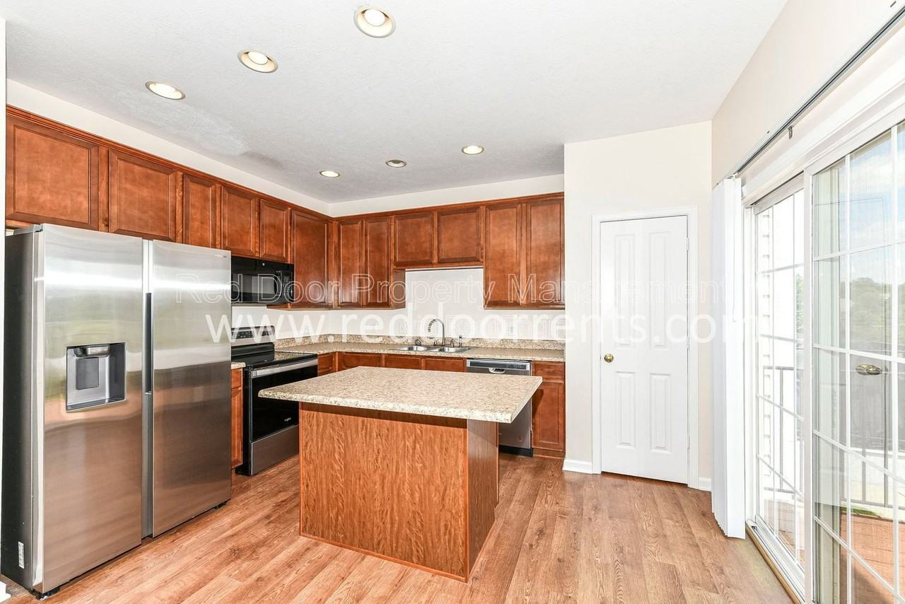 13340 W Golden Gate Dr - Photo 6 of 33