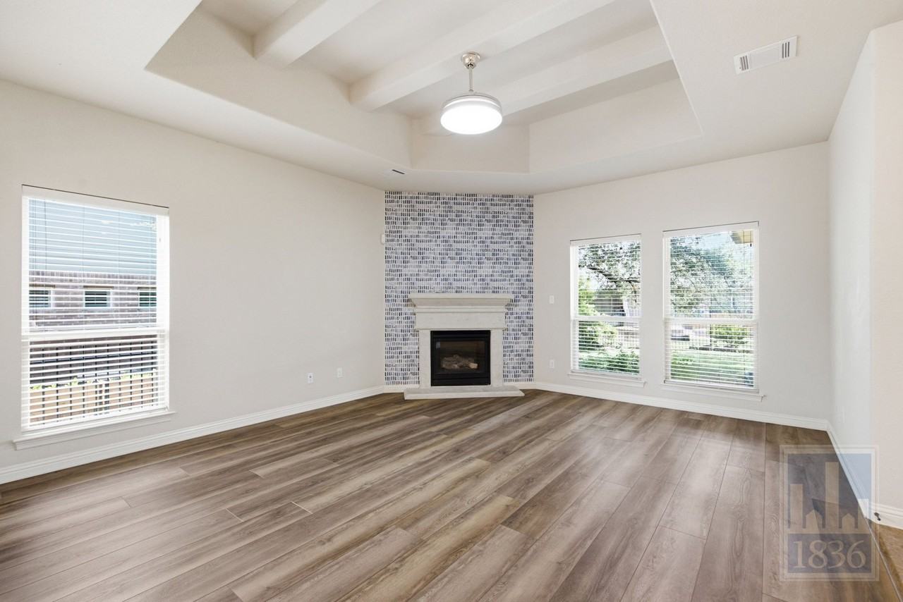 1929 Bold Sundown Dr - Photo 4 of 50