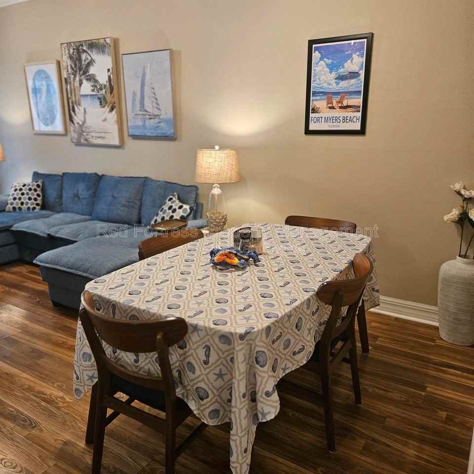 4219 Bellasol Cir #1714 - Photo 2 of 10