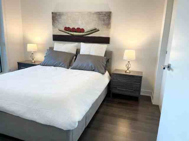 1211 Rue Drummond - Photo 6 of 13