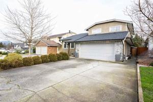 featured image of 12530 222 St