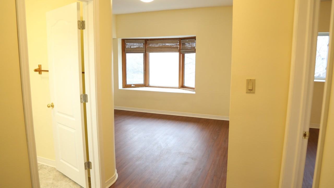 840 Beach Blvd - Photo 2 of 12