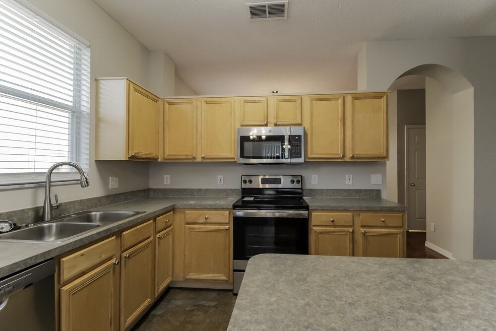 14512 Kristenright Ln - Photo 6 of 16