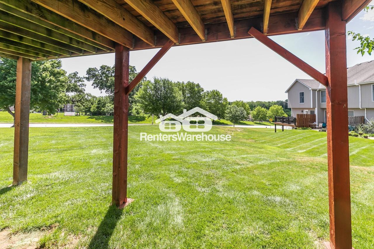 13009 Washington Ct - Photo 5 of 30