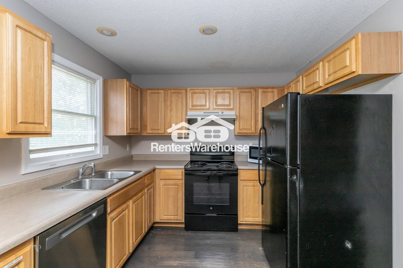 13009 Washington Ct - Photo 7 of 30