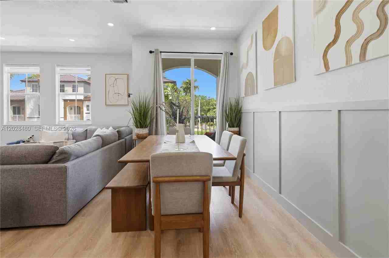 4425 Sw 160th Ave - Photo 7 of 8