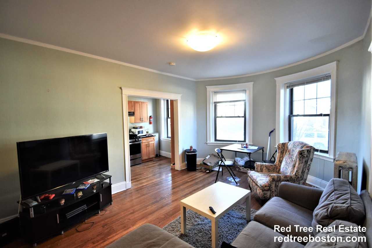 48 Englewood Ave #1 - Photo 4 of 25