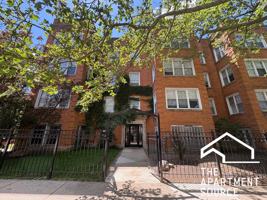featured image of 6300 N Oakley Ave #1