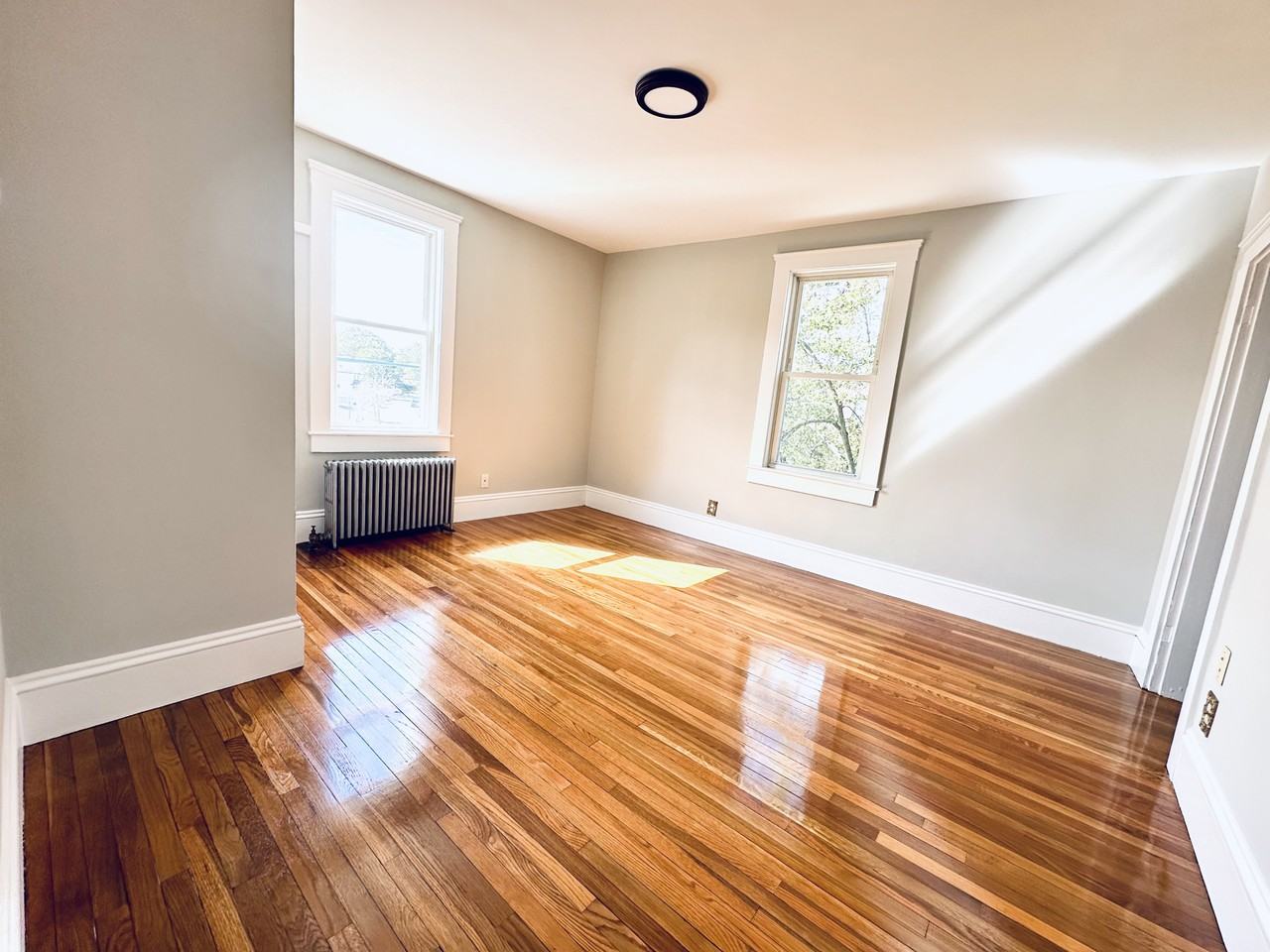 5658 Lexington St #1 - Photo 5 of 11