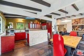 8581 Appian Way - Photo 7 of 8