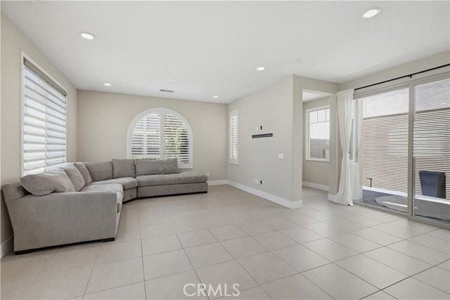 215 Carmine - Photo 4 of 4