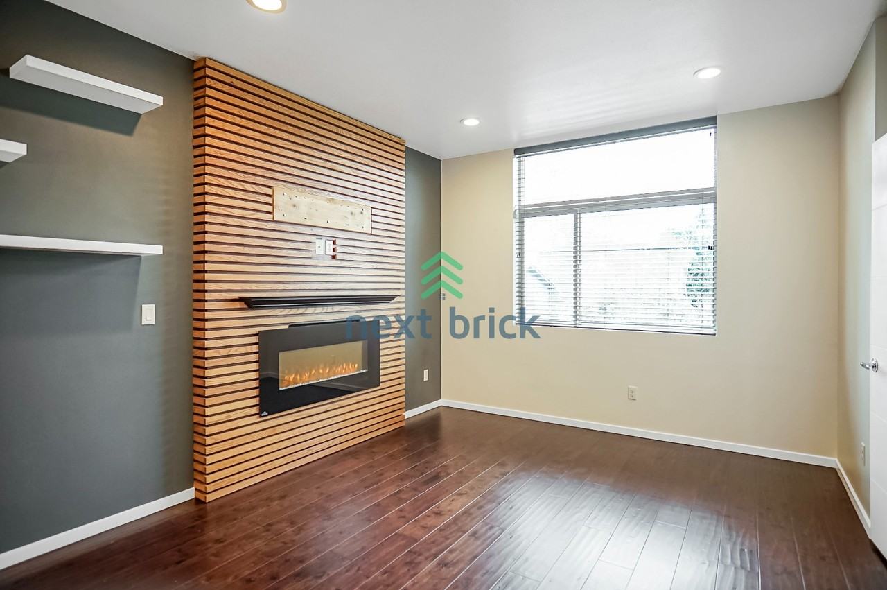 1128 N 90th St #B - Photo 7 of 26