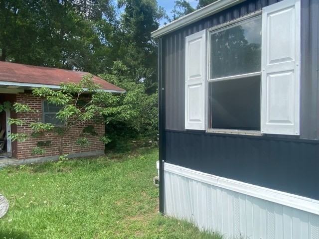 423 Love St - Photo 5 of 6