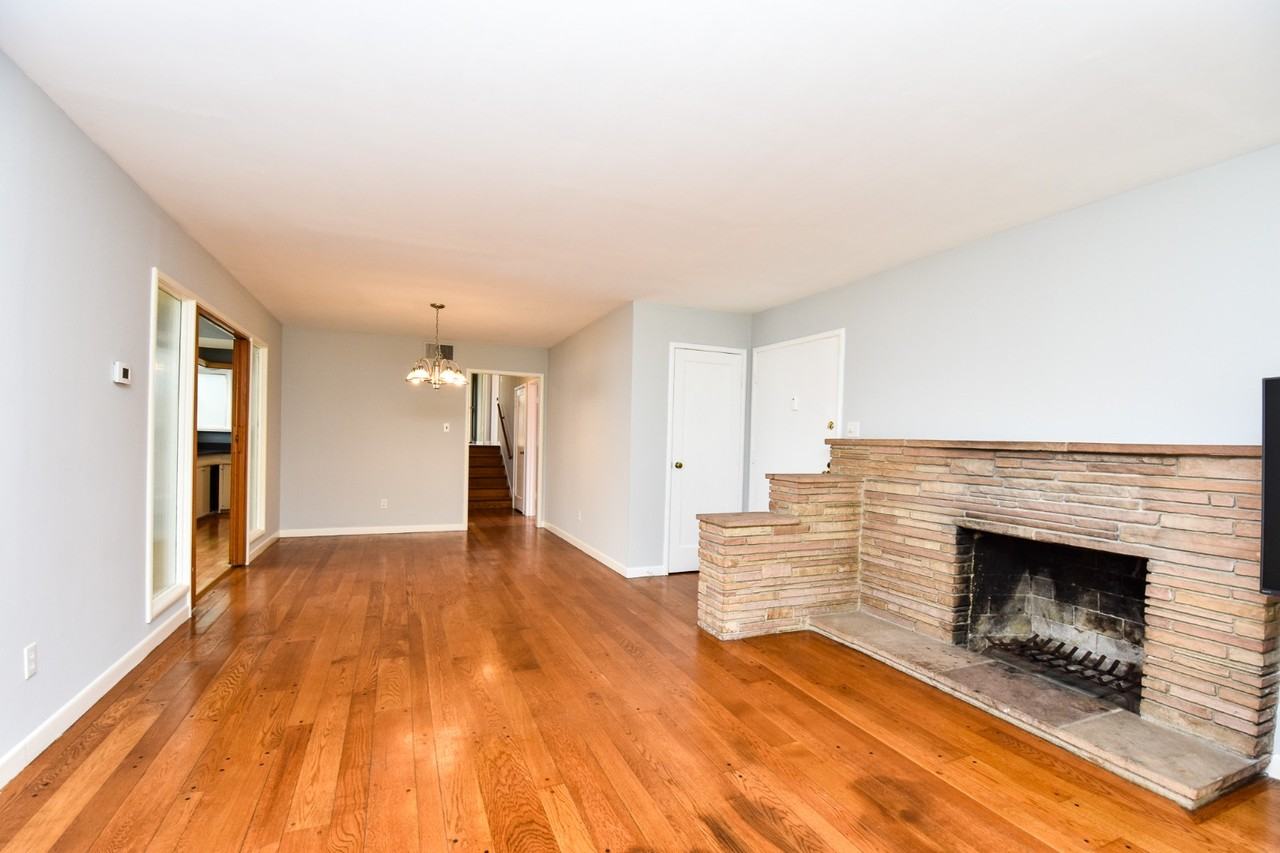4232 Laguna Ave - Photo 5 of 20