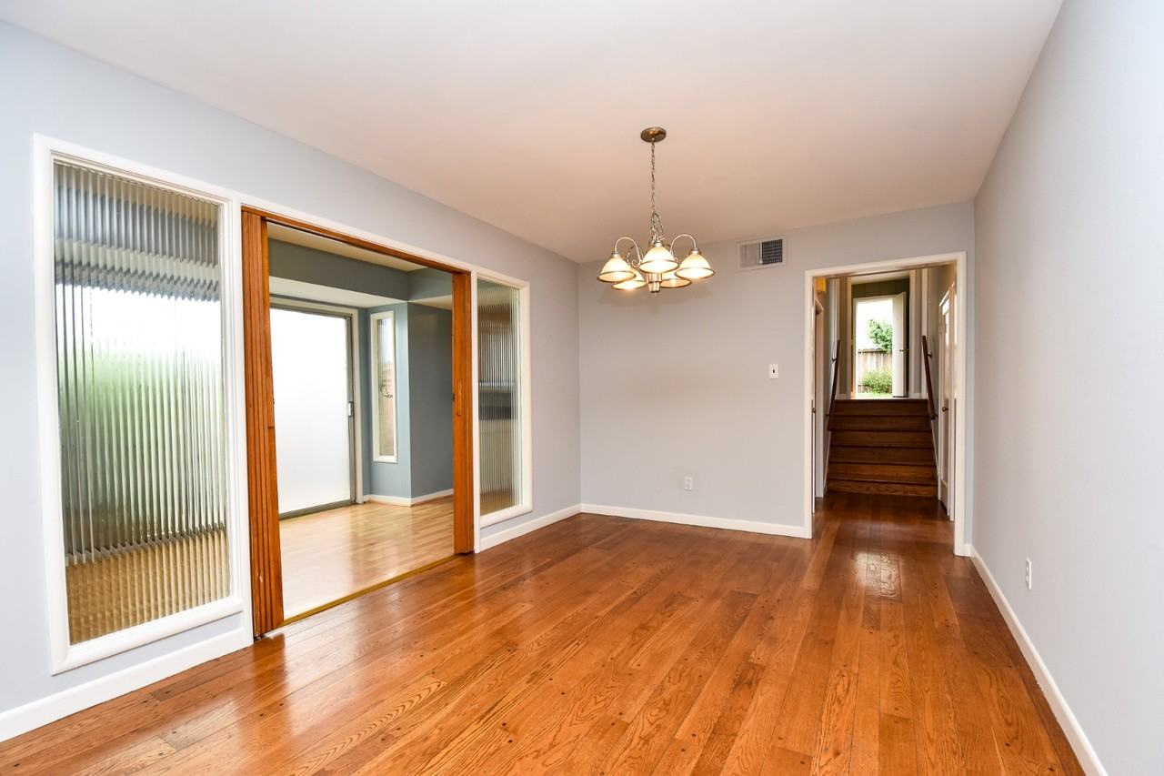 4232 Laguna Ave - Photo 6 of 20