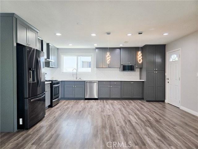 6624 Gross Ave - Photo 5 of 8