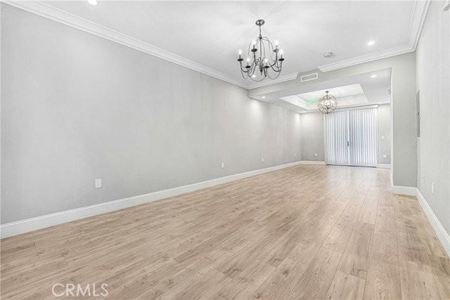 158 S Sierra Madre Blvd #4 - Photo 3 of 8