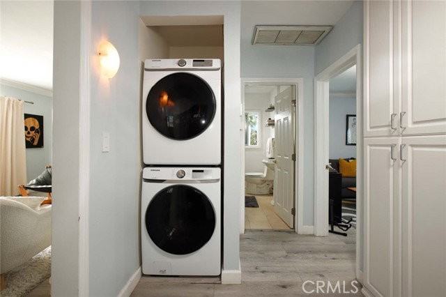 1412 N Catalina St - Photo 2 of 8