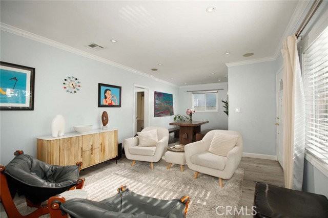1412 N Catalina St - Photo 7 of 8