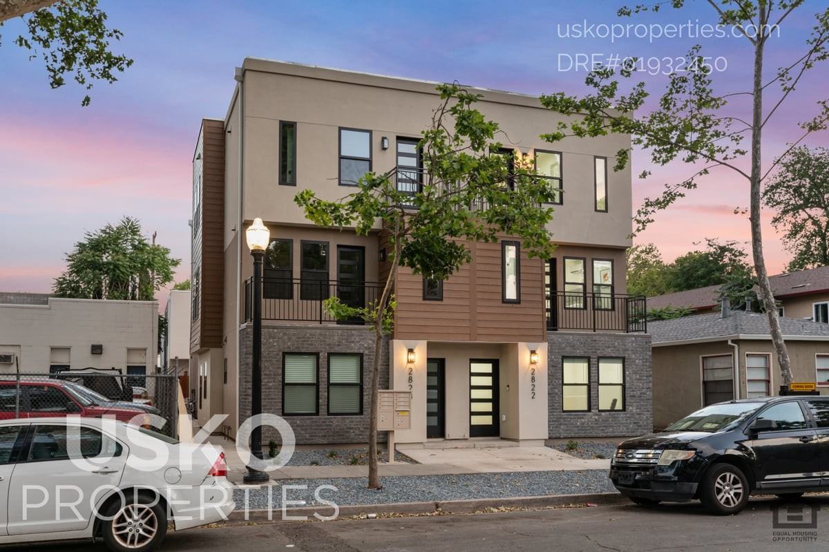 2826 D St - Photo 2 of 17