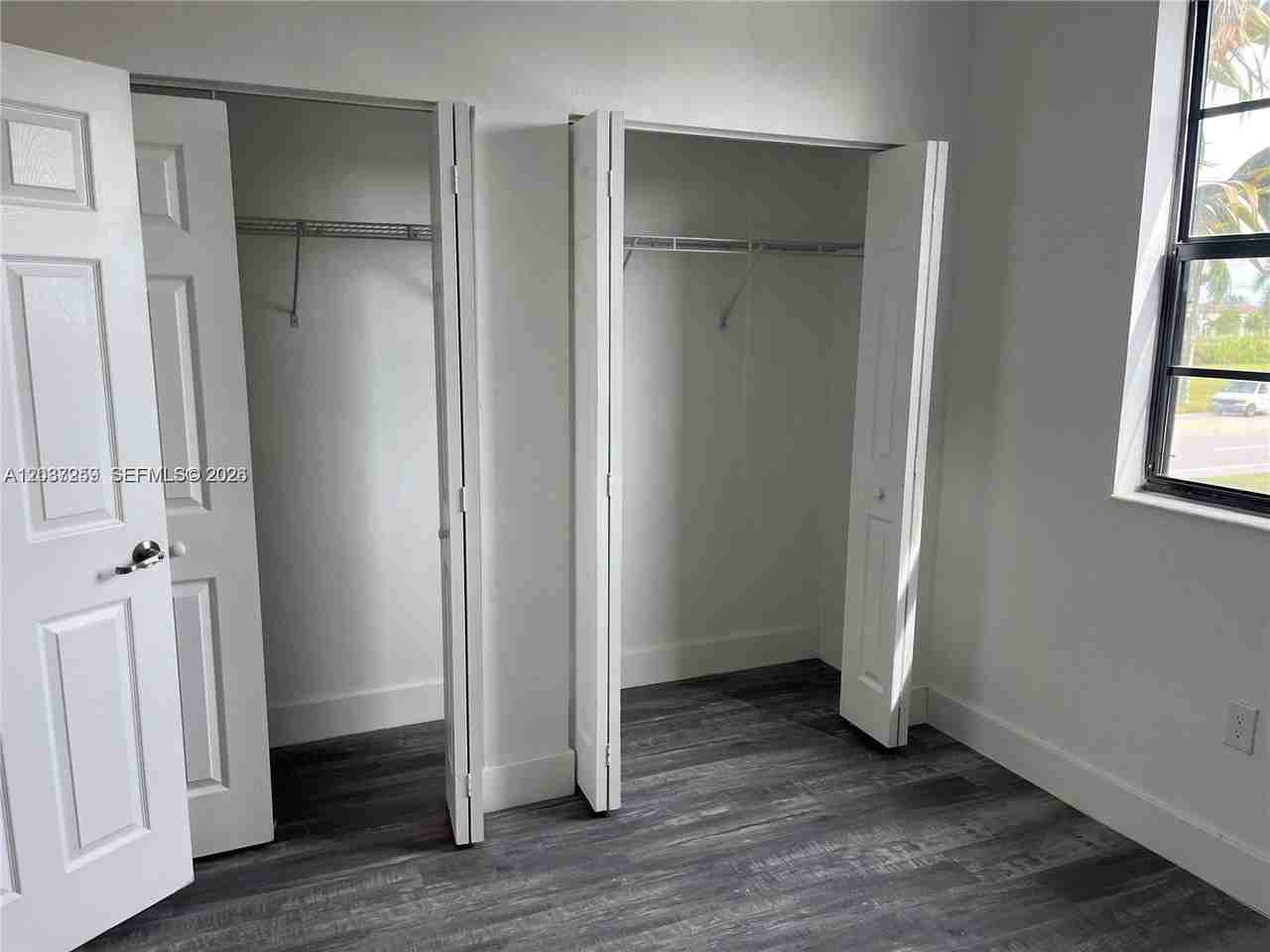 24804 Sw 116th Ave - Photo 6 of 7