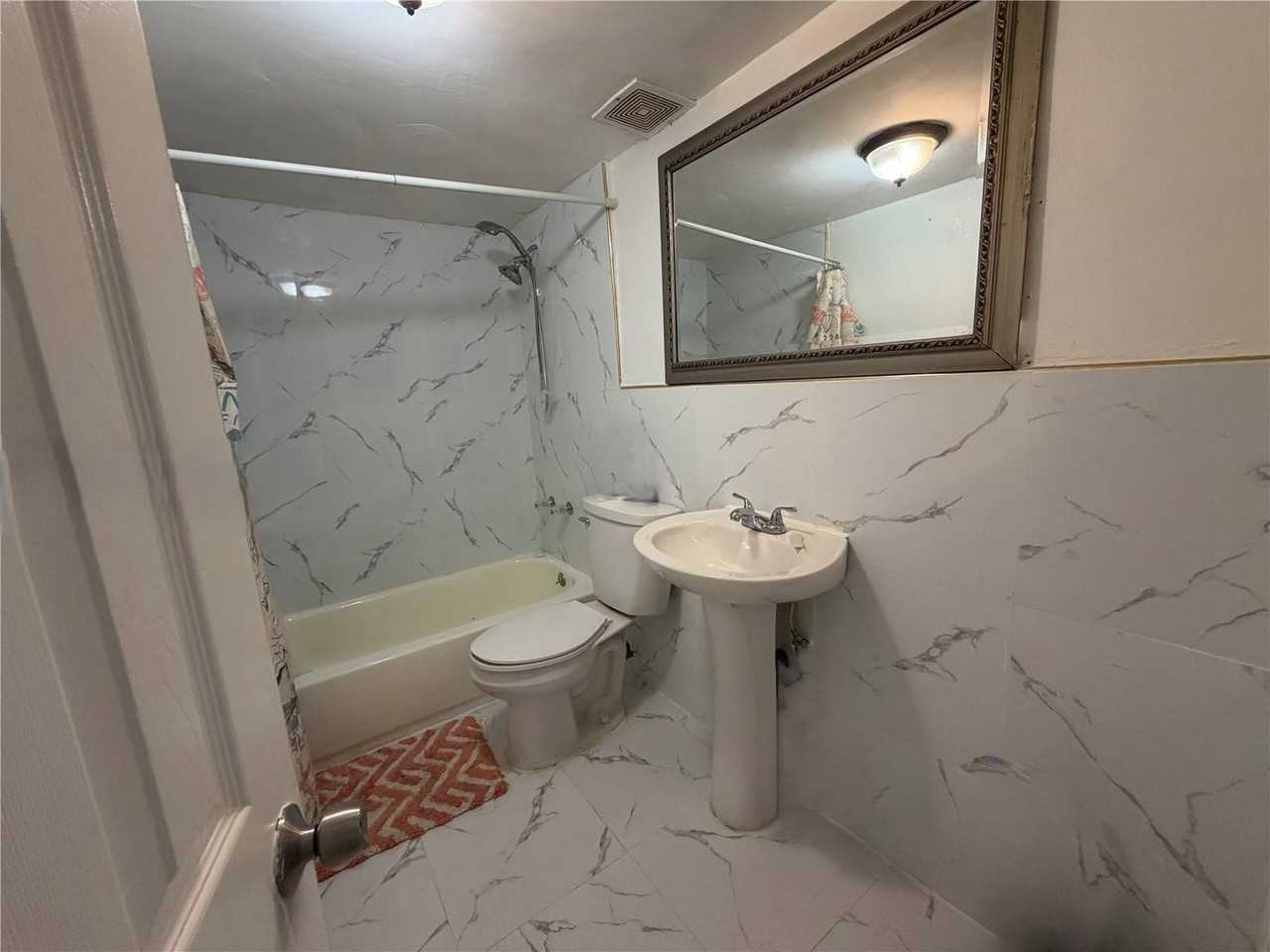 4634 Nw 185th St - Photo 3 of 5