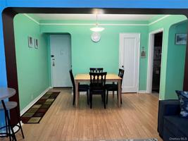 featured image of 821 Bronx River Rd