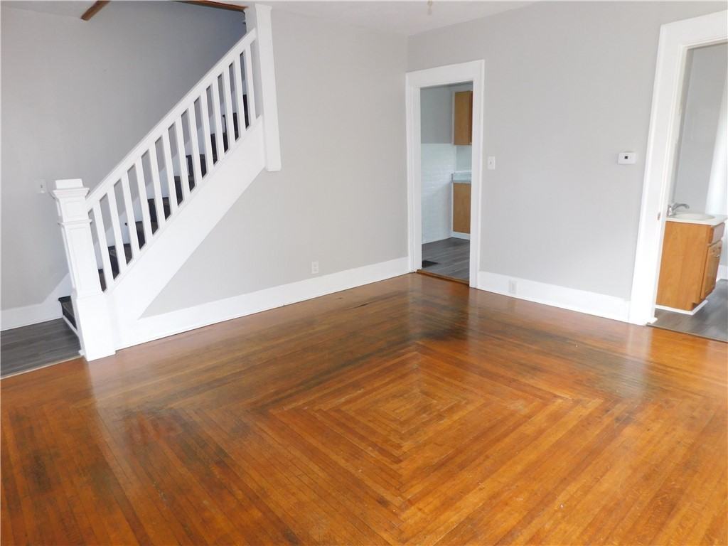 614 Stanton Ave - Photo 6 of 14