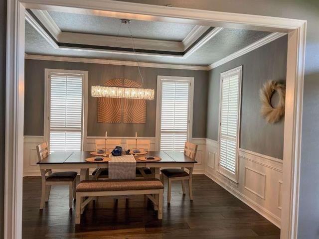 6035 Barrington Ave - Photo 7 of 35