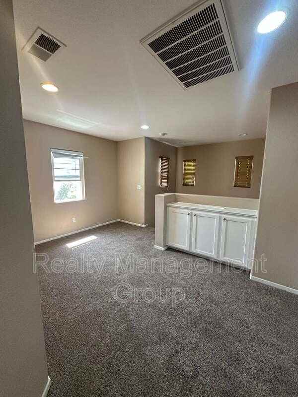 2303 Wisteria Way - Photo 5 of 13