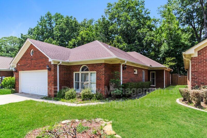 1135 Berwick Rd - Photo 2 of 21