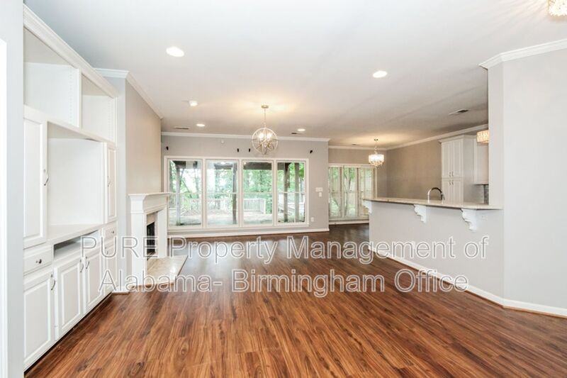 1135 Berwick Rd - Photo 4 of 21