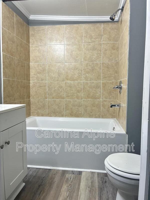 119 Broad St - Photo 4 of 29