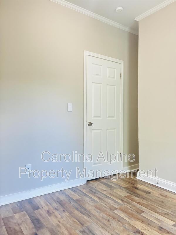 1219 4th St - Photo 7 of 21