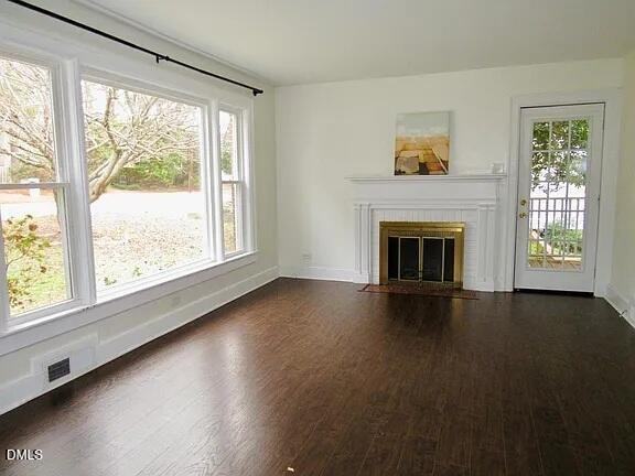 209 Carbonton Rd - Photo 2 of 17