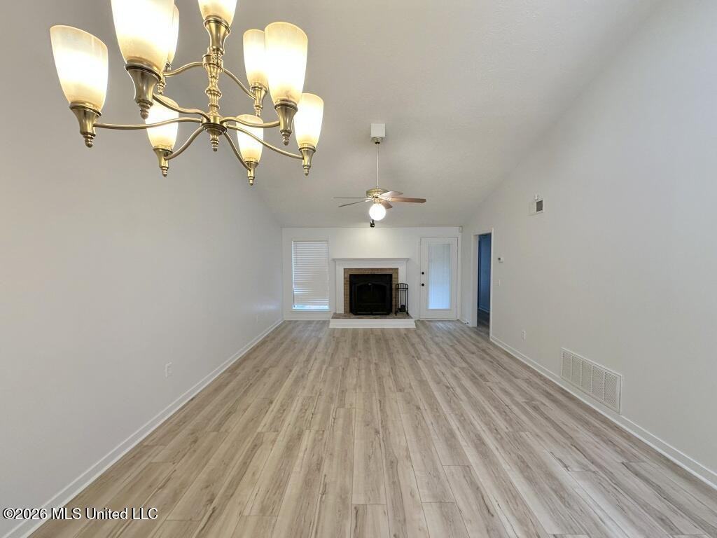 62 Shore Dr - Photo 3 of 14
