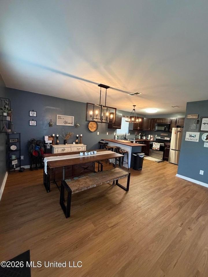 2828 59th Ave - Photo 4 of 14
