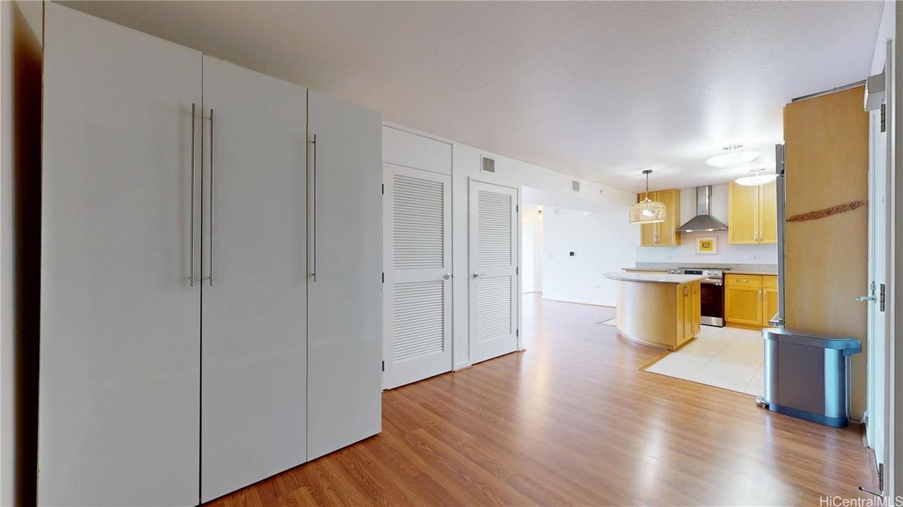 1288 Kapiolani Blvd - Photo 3 of 25