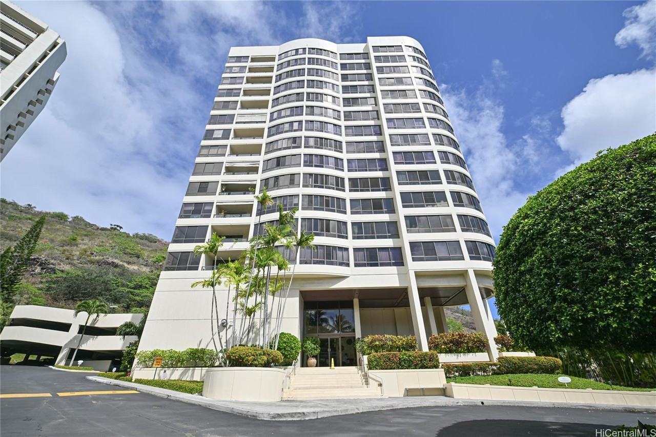 6770 Hawaii Kai Dr #1508 - Photo 2 of 18