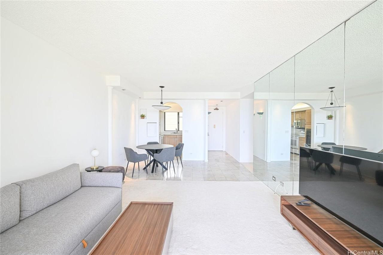6770 Hawaii Kai Dr #1508 - Photo 5 of 18