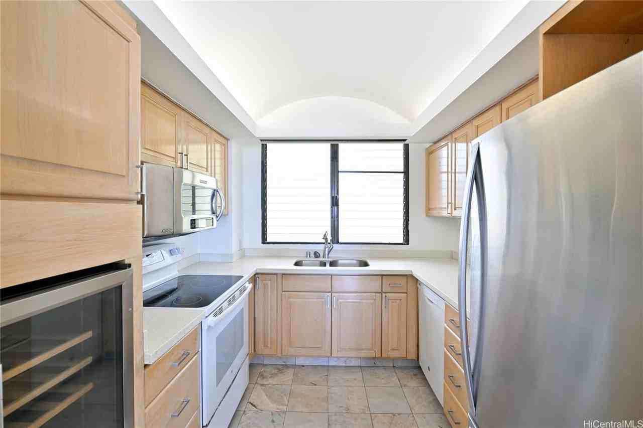 6770 Hawaii Kai Dr #1508 - Photo 6 of 18