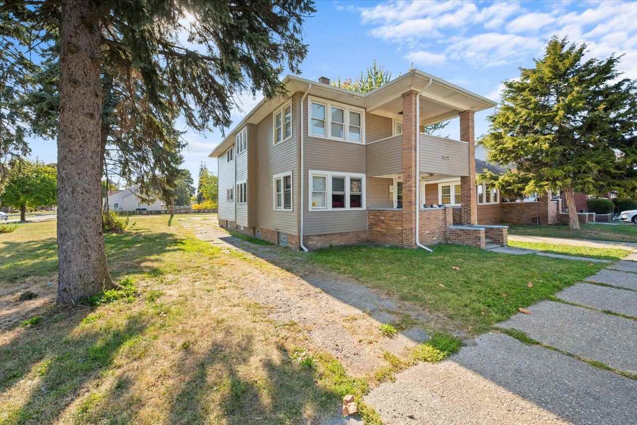 316 Morrison Dr - Photo 2 of 20