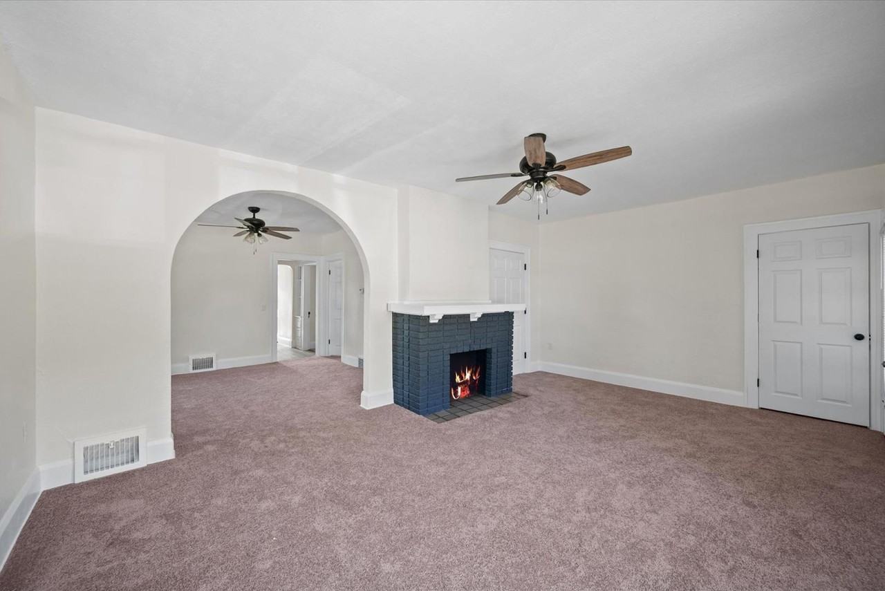 316 Morrison Dr - Photo 3 of 20